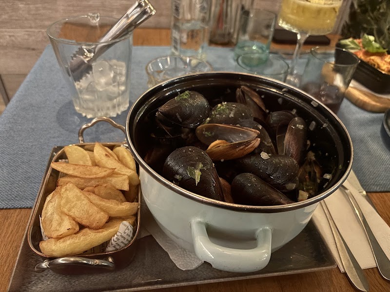 Trattoria Mezzaluna
