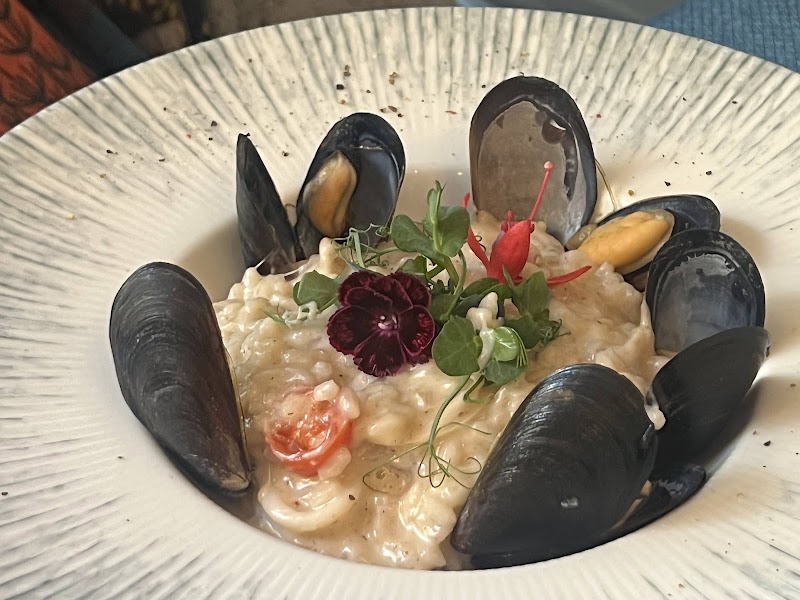 Trattoria Mezzaluna