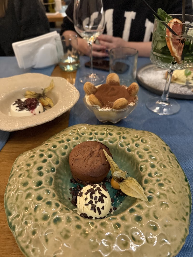 Trattoria Mezzaluna